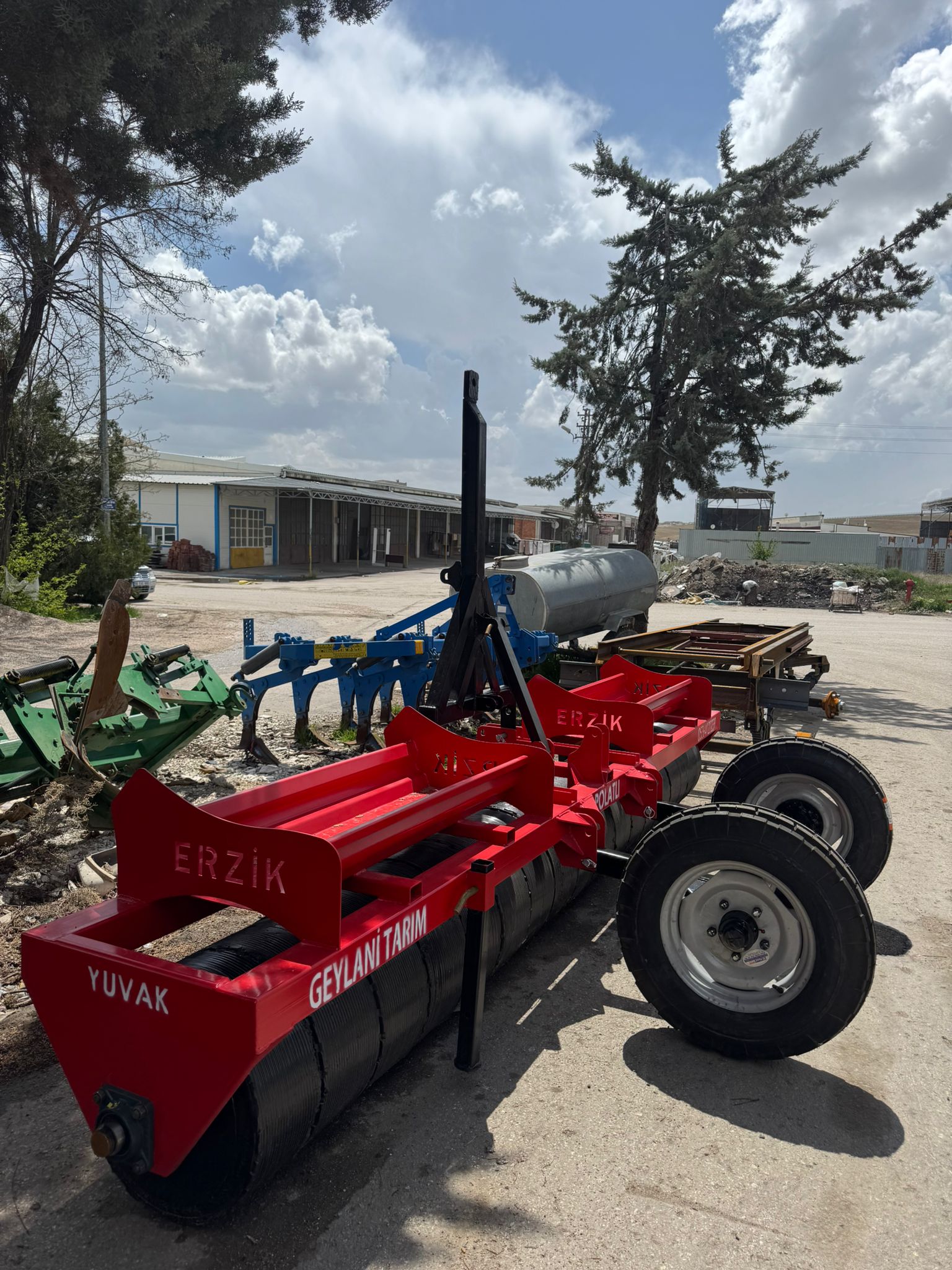 Geylani Tarim Tekerli Yuvak